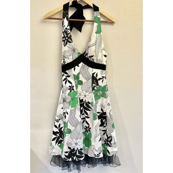 Trixxi | Dresses | Trixxi Clothing Company Juniors Size 3 Halter Style Black And Green Dress | Poshmark Trixxi | Dresses | Trixxi Clothing Company Juniors Size 3 Halter Style Black And Green Dress | Poshmark